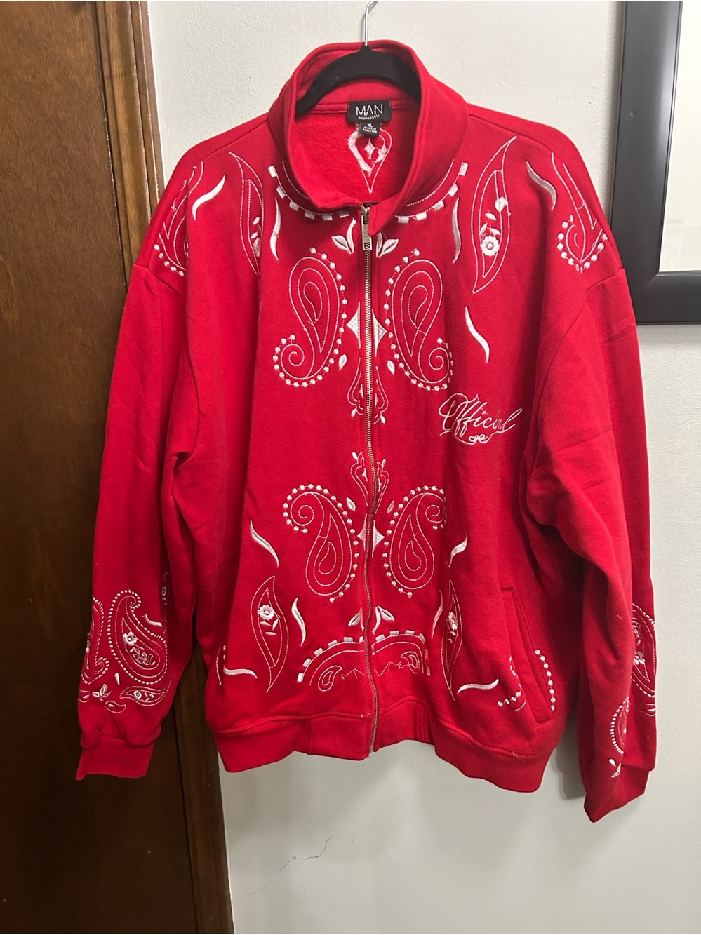Boohoo Man Red Bandana-Print Zip Bomber men’s Jacket size XL
